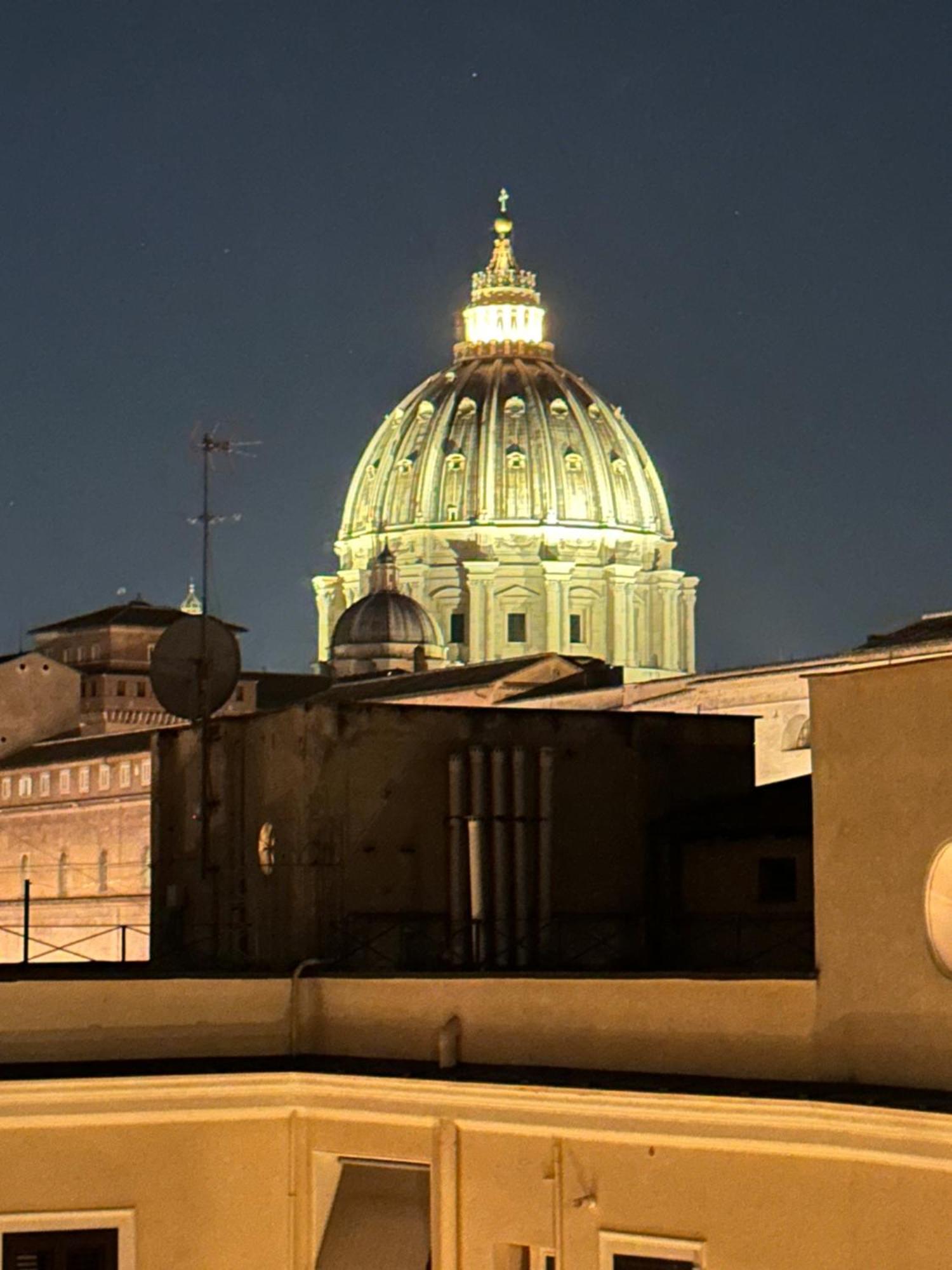 Ricettiva Risorgimento San Pietro E Musei Vaticani Roma Ngoại thất bức ảnh